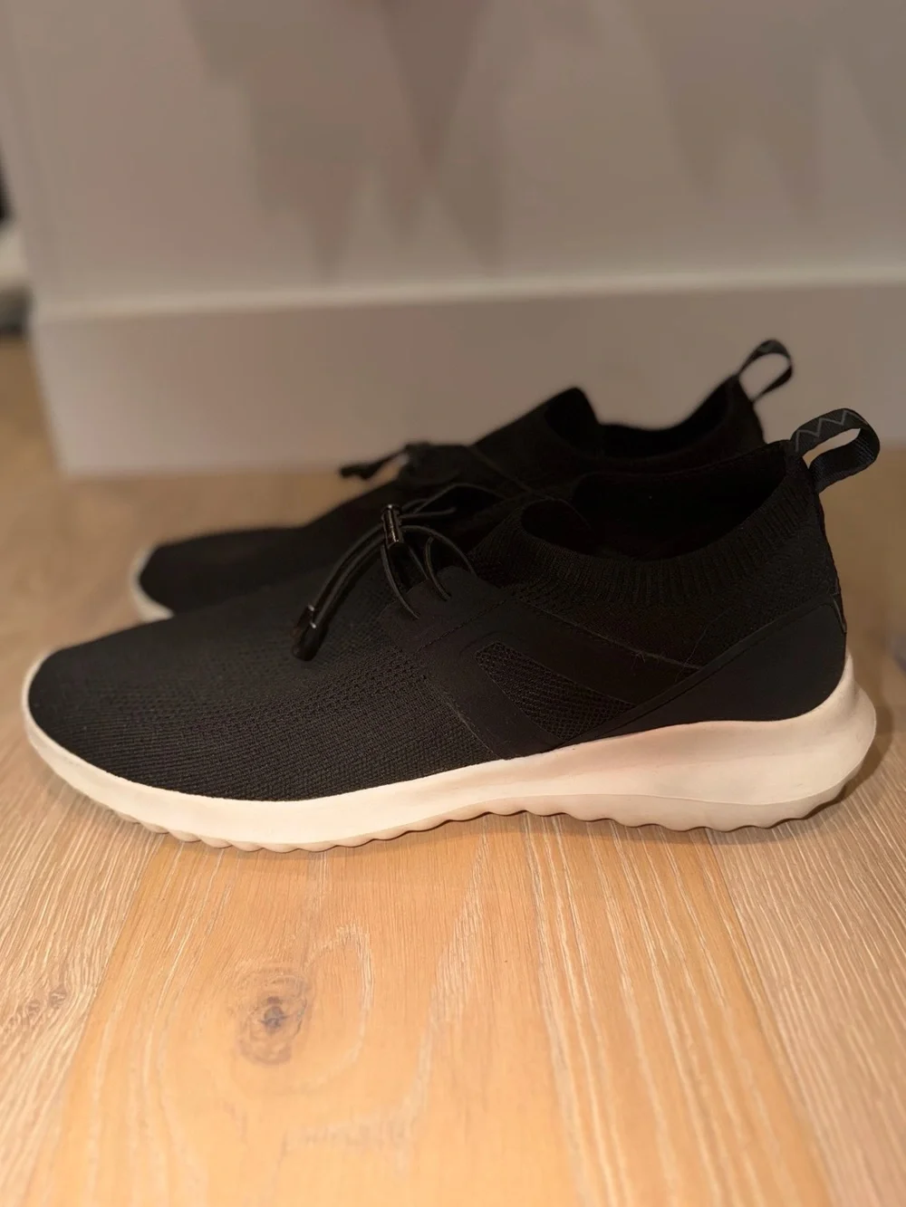 Men's Black Slip-On Knit Athletic Sneakers